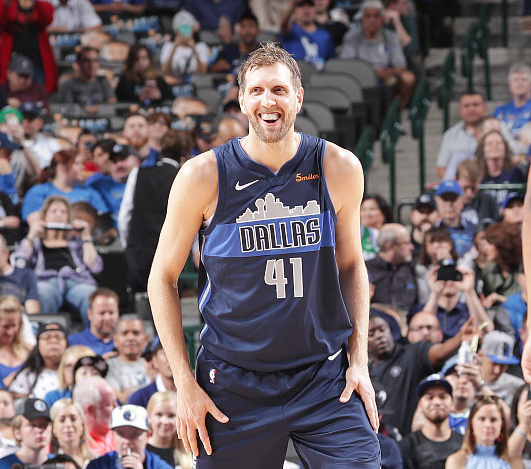 火箭比赛经典回放片段-乐动体育入口